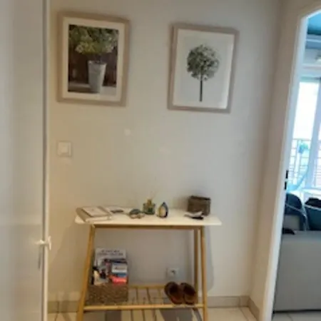 Charming With 2 Balconies Apartmán *