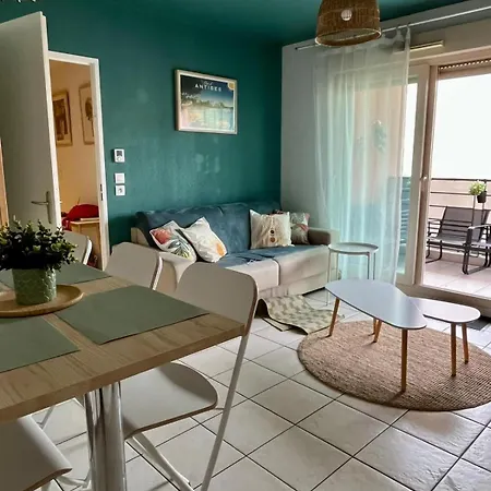Lejlighed Charming With 2 Balconies Antibes