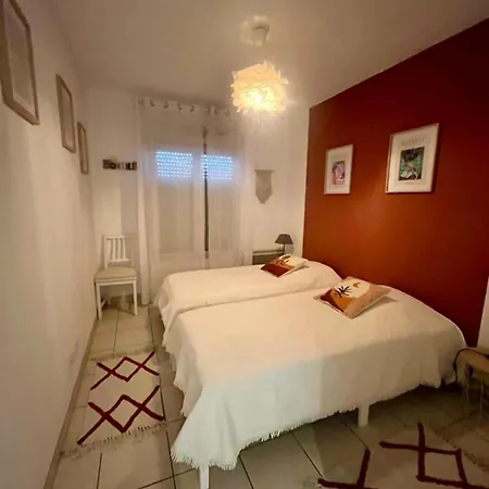 Lejlighed Charming With 2 Balconies Antibes